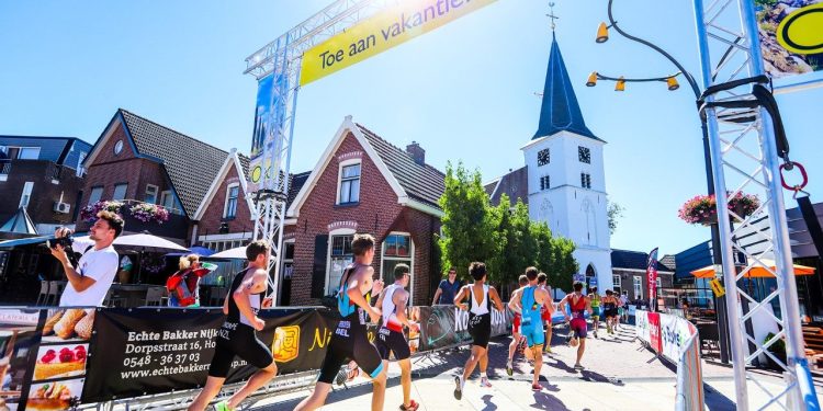 36e Triathlon Holten op 1 en 2 juli triathlon corona 