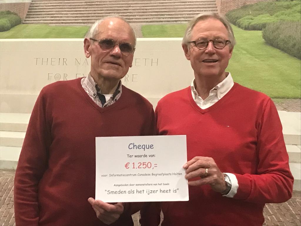 Informatiecentrum Canadese Begraafplaats ontvangt cheque van 1.250,00 euro kulturhus canadese begraafplaats 