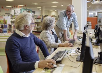 Vanaf maandag zijn de leestafels weer open bibliotheek 