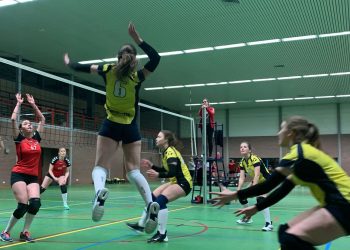 Volleybalhriller in sporthal ‘t Mossink mintonette 