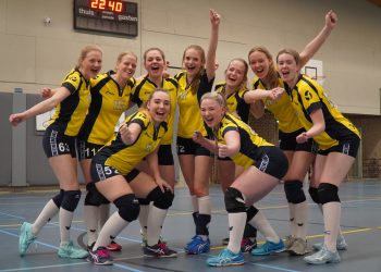 Promotie lonkt voor volleybaldames 1 mintonette 