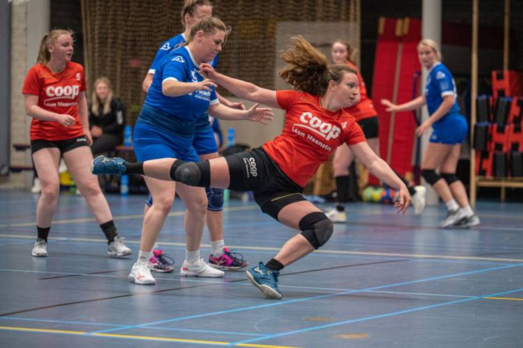 Kampioen Holten blijft ook in laatste wedstrijd tegen Wijhe ongeslagen hv holten 