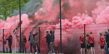 HoltensNieuws.nl Veldtoertocht door koeienstal Veldtoertocht door koeienstal wielervereniging beuseberg