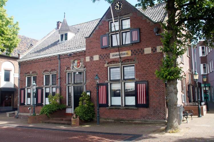 Kuier’n door het hart van Holten oudheidkamer de biester 