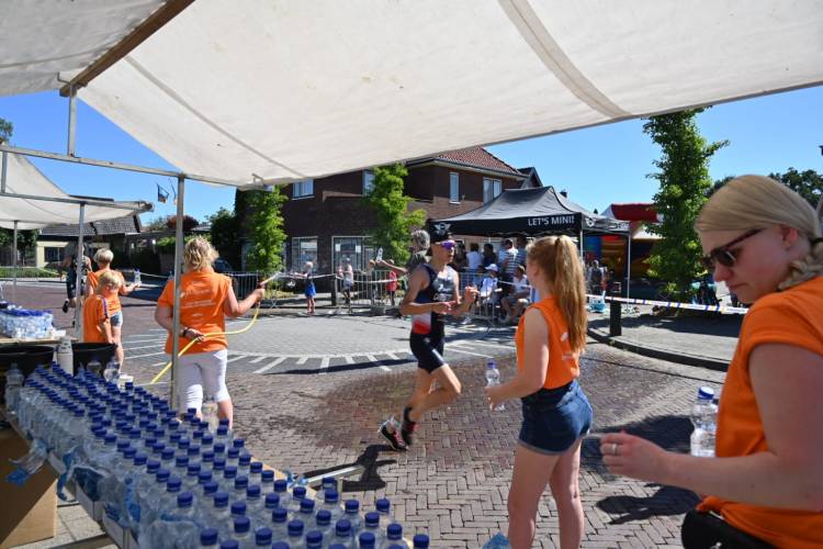 Triathlon Holten doet ook dit jaar weer een beroep op vrijwilligers triathlon 