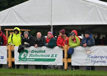 WK touwtrekken bij Okia - Vrijdag fotoalbum 