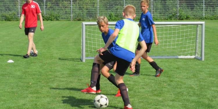 Jeugdvoetbal bij VV Holten vvholten voetbal 