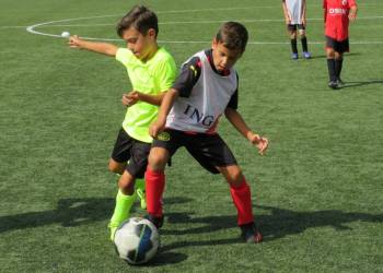 Bijeenkomst stratenvoetbaltoernooi 2022 vvholten 