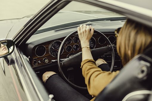 Een nieuw auto voor jouw kind? Is dat wel zo verstandig? 