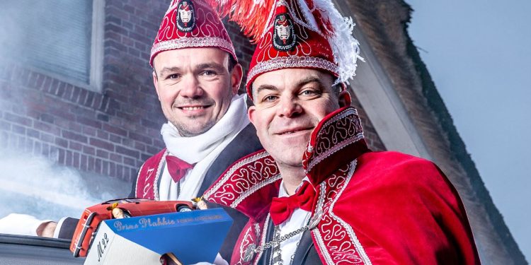Prinsenbal 21 januari C.V. De Fienpreuvers bij De Poppe fienpreuvers espelo dijkerhoek carnaval 