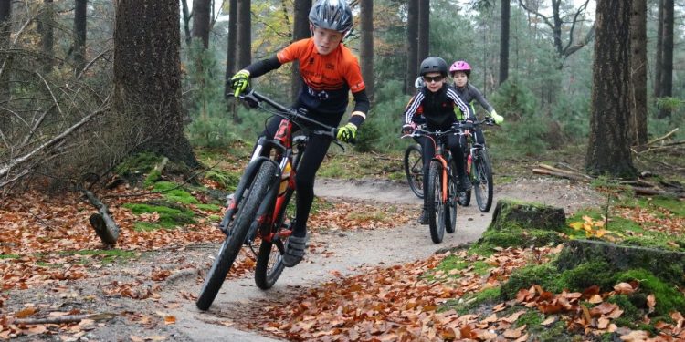 HoltensNieuws.nl Fiets Toer Club CC’75 organiseert Holterberg ATB toertocht met extra route speciaal voor jeugd! Fiets Toer Club CC’75 organiseert Holterberg ATB toertocht met extra route speciaal voor jeugd! sallandse heuvelrug