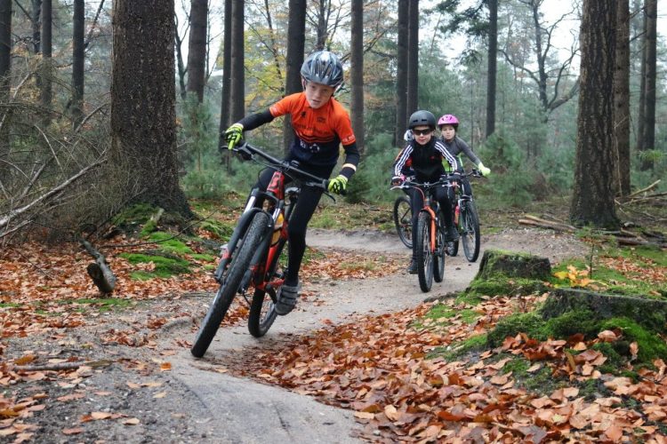 Fiets Toer Club CC’75 organiseert Holterberg ATB toertocht met extra route speciaal voor jeugd! sallandse heuvelrug 