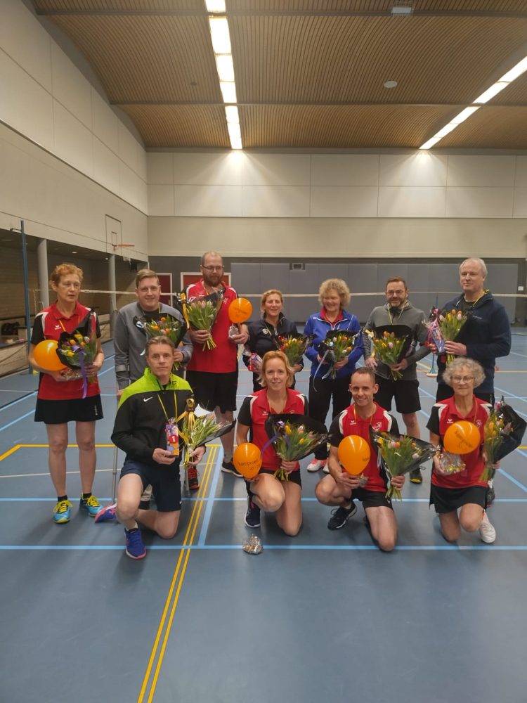 Huldiging badmintonkampioenen badmintonclub 