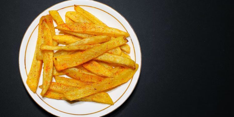 Wat je wel en absoluut niet in een airfryer moet koken! brandweer 