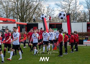Bijeenkomst stratenvoetbaltoernooi 2022 vvholten 