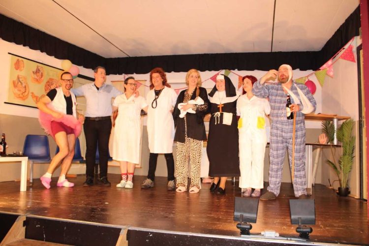 “Doktertje Spelen” van toneelgezelschap Buurtvereniging Beuseberg een groot succes! buurtvereniging beuseberg beuseberg 