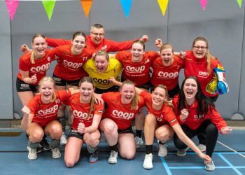 Veel strijd maar net geen punten voor handbaldames! tastoe hv holten 