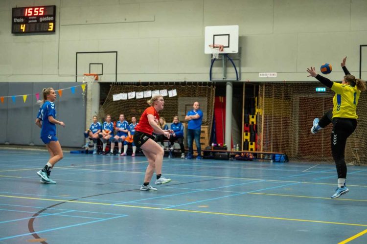 Holten voorlaatste door knappe zege op hooggeplaatst CVO hv holten 