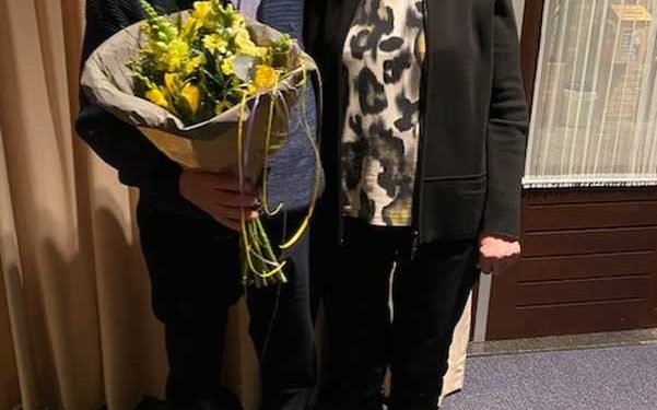 HoltensNieuws.nl Hoge onderscheiding bij 50 jarig jubileum voor Henk Rietberg Hoge onderscheiding bij 50 jarig jubileum voor Henk Rietberg Jubileum