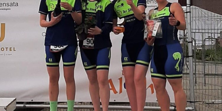Mooi prestatie van damesteam Triathlon Team Holten triathlon 