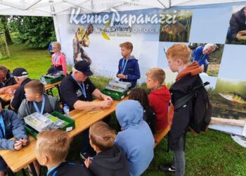 Paasactiviteiten op de Holterberg natuurdiorama canadese begraafplaats 