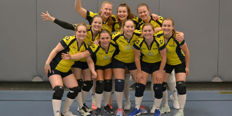Dames 1 volleybalvereniging Mintonette nieuw in 2e klasse mintonette 