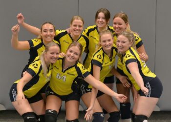 Promotie lonkt voor volleybaldames 1 mintonette 