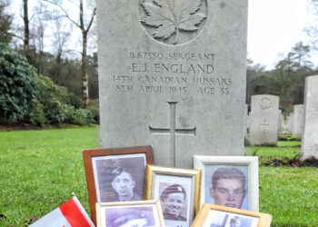 Herdenking 3 mei Canadese Begraafplaats fotoalbum canadese begraafplaats 