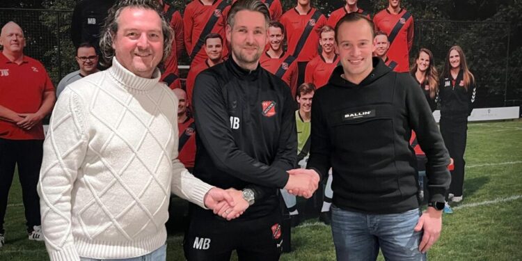 Contract hoofdtrainer Mark Bolink verlengd vvholten 