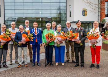 Kijk mee naar de lintjesregen 