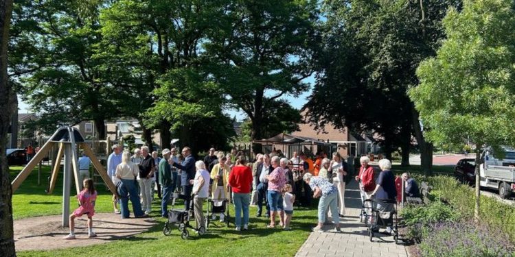 Feestelijke opening speeltuin Keizersweg gemeente 
