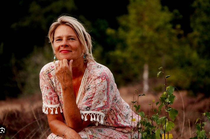 Pak pen en papier en doe mee met de allereerste Poëziewedstrijd Holten