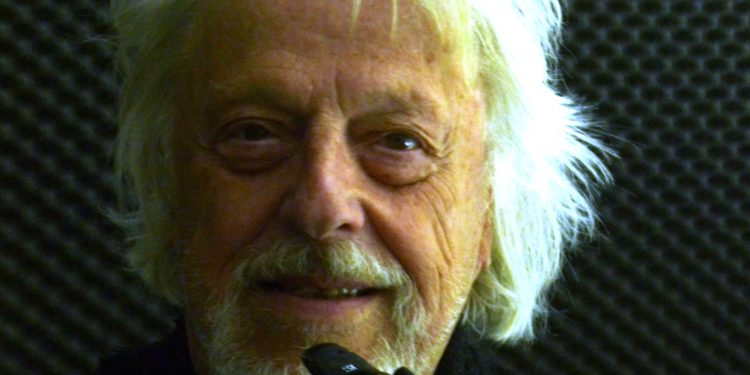 HoltensNieuws.nl Theaterzaal wordt jazzclub dankzij Ruud Bergamin Theaterzaal wordt jazzclub dankzij Ruud Bergamin kulturhus