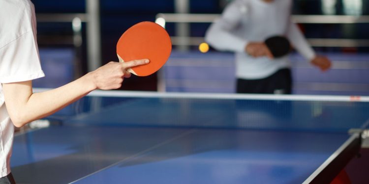 Tafeltennisvereniging Holten biedt jeugd gratis training viavie welzijn 